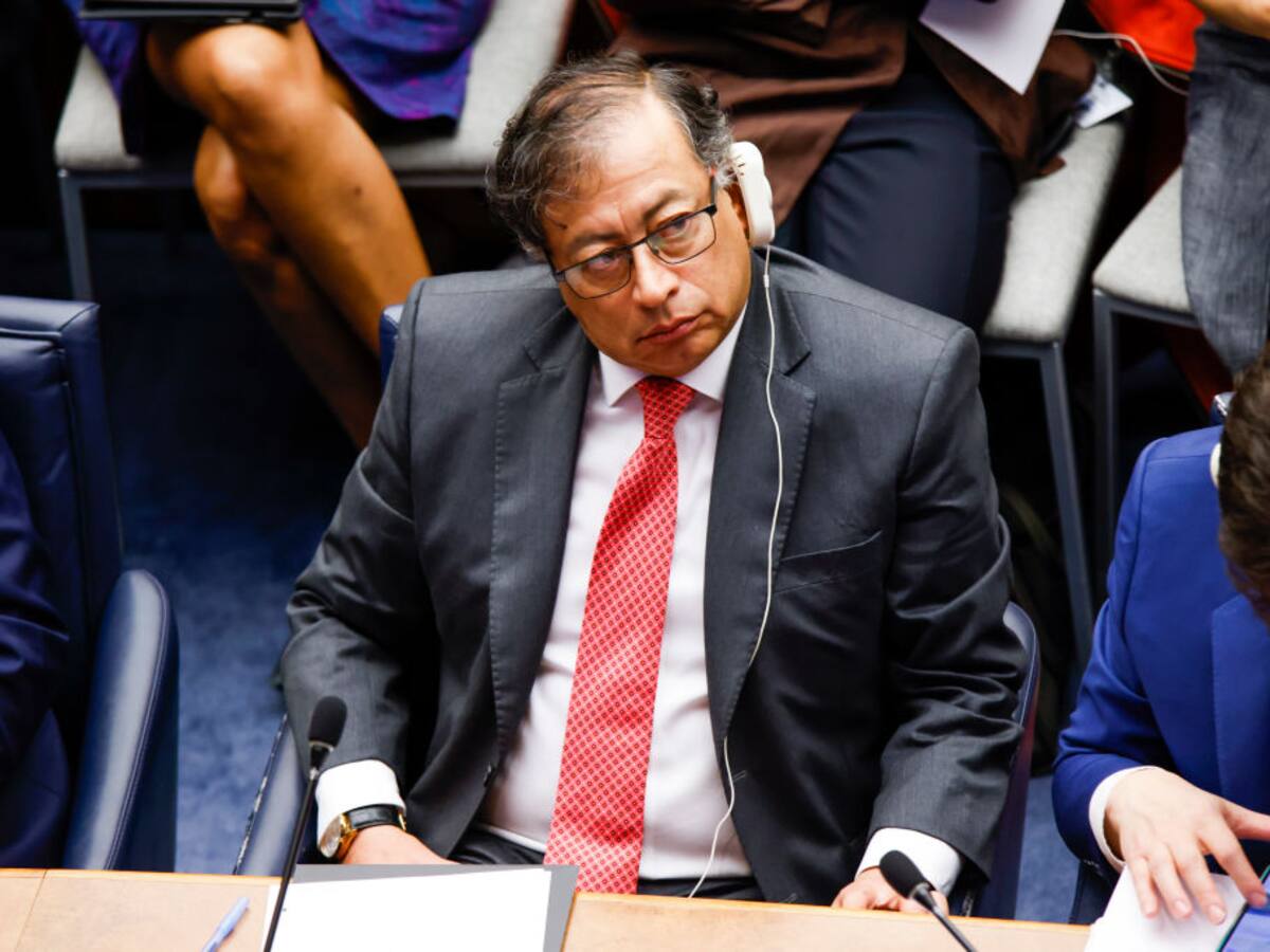 Imagen positiva del presidente es del 47%, según encuesta contratada por el Dapre