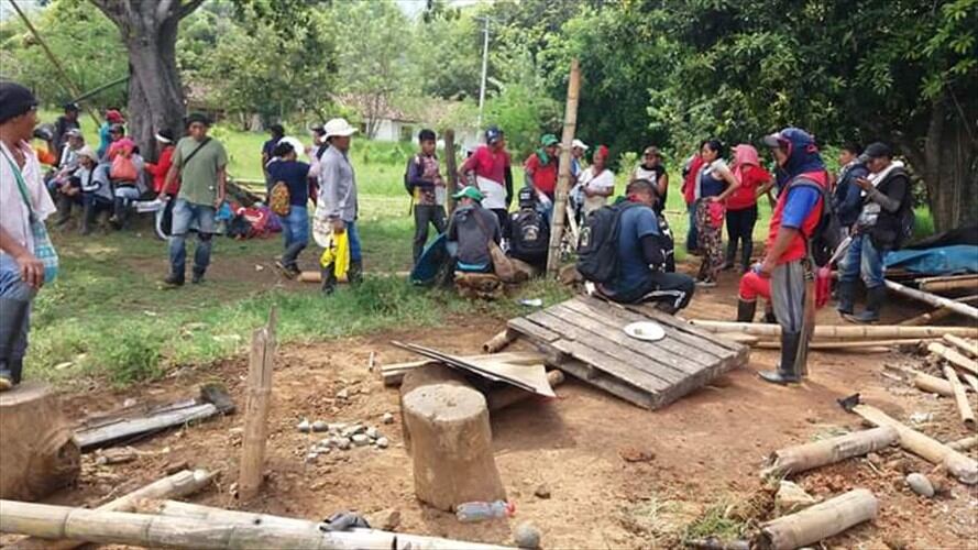 Reportan cinco heridos tras choques entre indígenas y Policía en Cauca . Foto: Acin