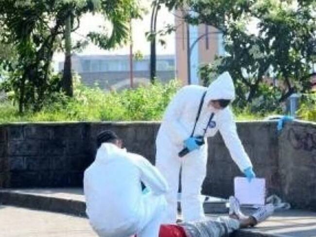 Imagen de referencia, los homicidios se perpetraron con arma de fuego. Crédito: Colprensa.