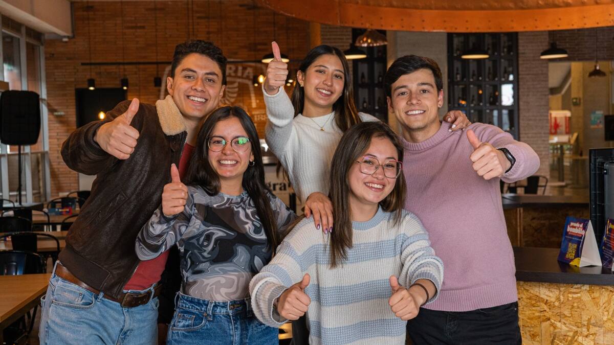 ¡Oportunidad laboral! Bavaria abrió nuevas vacantes para jóvenes talentos colombianos