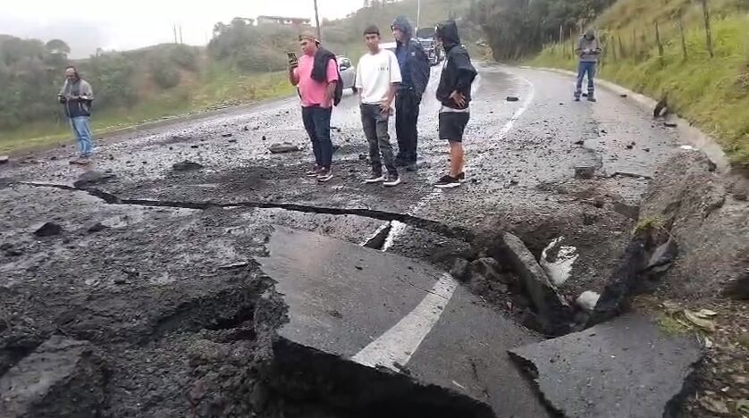 Atentado en vía Medellín - costa Caribe. Foto: Captura de video
