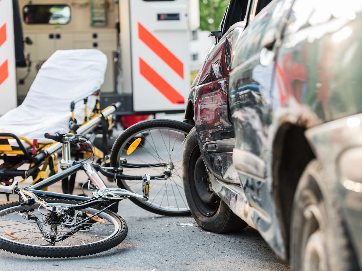 Buscan a conductor que produjo múltiple accidente de ciclistas en vía de Antioquia