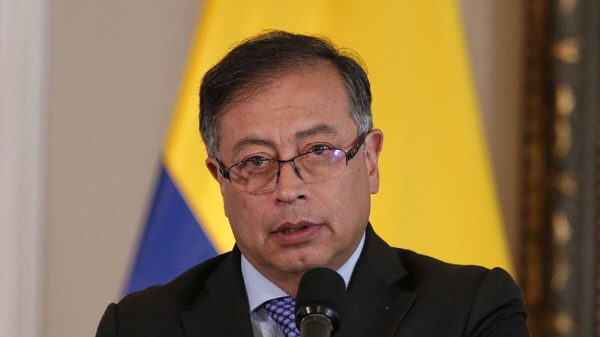 Gustavo Petro responde a críticas por cuestionar al Banco de la República
