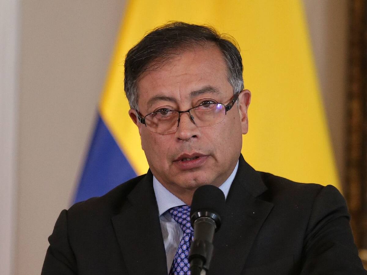 Gustavo Petro responde a críticas por cuestionar al Banco de la República