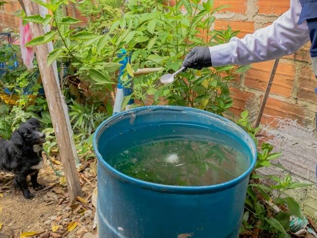 Desde esta semana empezaron las campañas para hacerle frente al dengue en las zonas más afectadas de la capital de Bolívar. Foto: Cortesía Alcaldía de Cartagena
