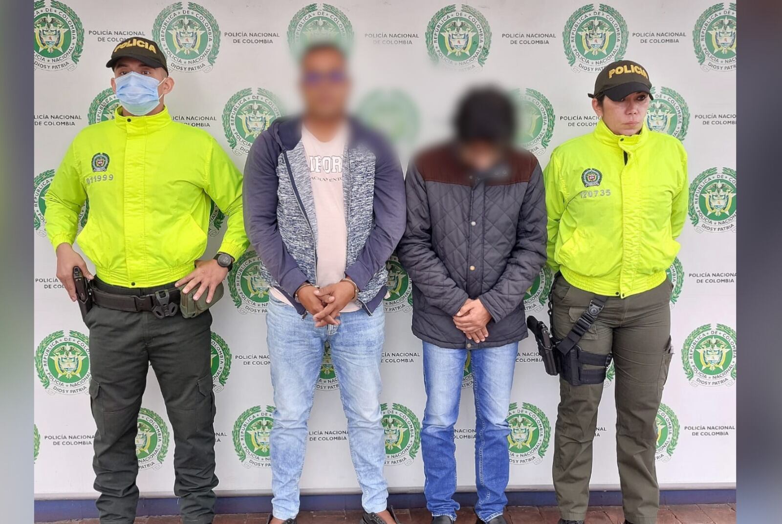 Captura de integrantes de red dedicada al tráfico de migrantes y expedición de documentos falsos. Foto: Policía Nacional.