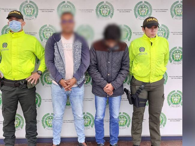 Captura de integrantes de red dedicada al tráfico de migrantes y expedición de documentos falsos. Foto: Policía Nacional.