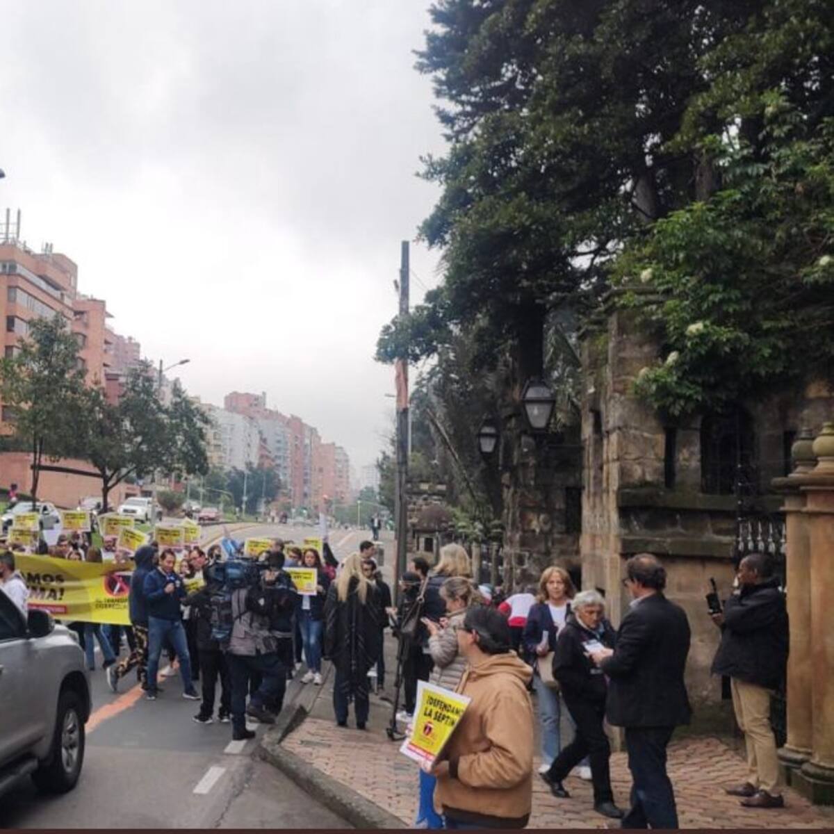 Bloqueos HOY en Bogotá: protestas en la carrera Séptima y caos en movilidad