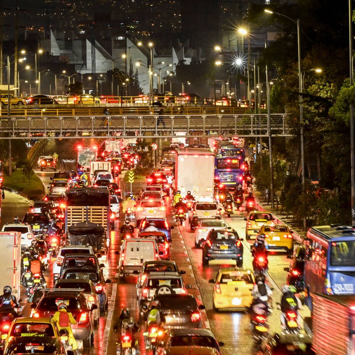 ¿En qué va el proyecto que reduciría impuesto vehicular ante medida de pico y placa?
