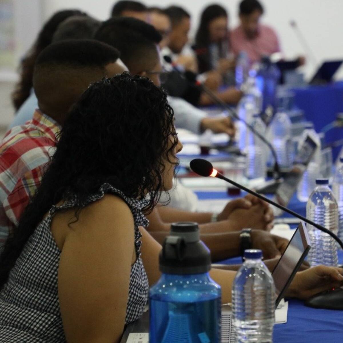 JEP: víctimas rajan a Farc en reconocimiento de crímenes sexuales y desaparecidos