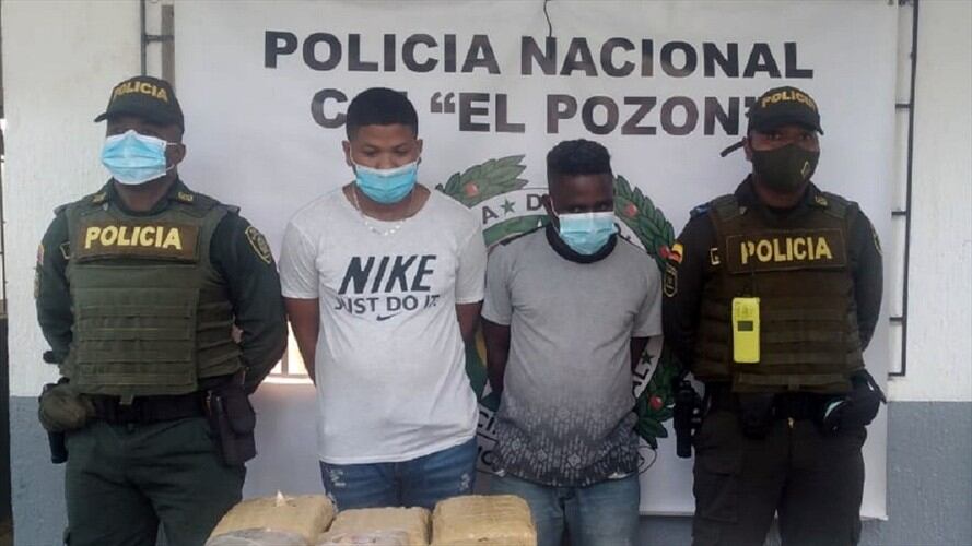 Edwar Luis de Avila Ríos, de 27 años, y Esneider Padilla Valdés, de 34, ya fueron puestos a disposición de la Fiscalía General de la Nación. . Foto: Cortesía Policía