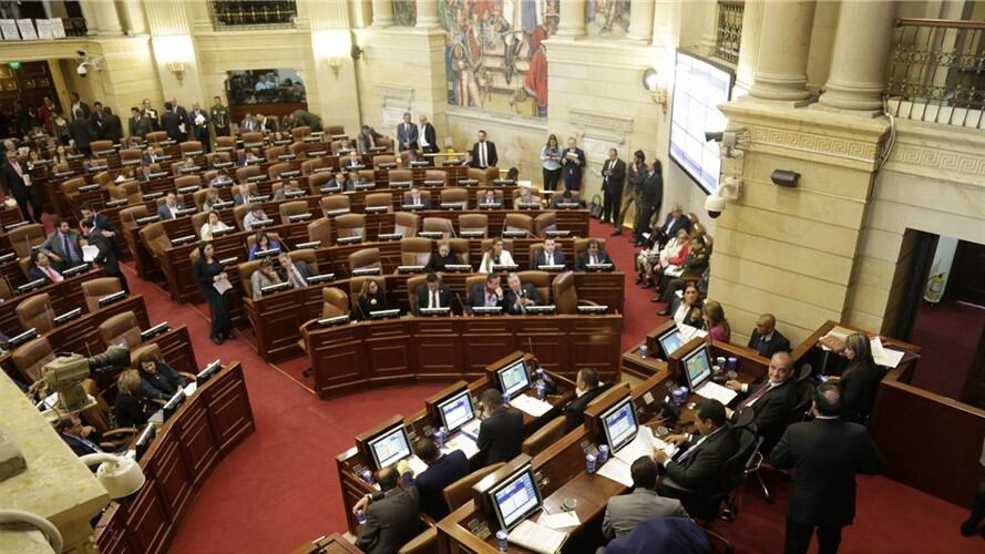 La decisión del gobierno del presidente Iván Duque de reconocer a Juan Guaidó como presidente interino de Venezuela género opiniones divididas en el Congreso de la República.. Foto: Colprensa