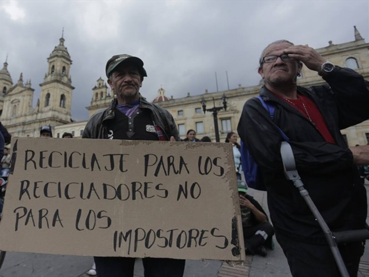 Denuncian retrasos en el pago a los recicladores de Bogotá