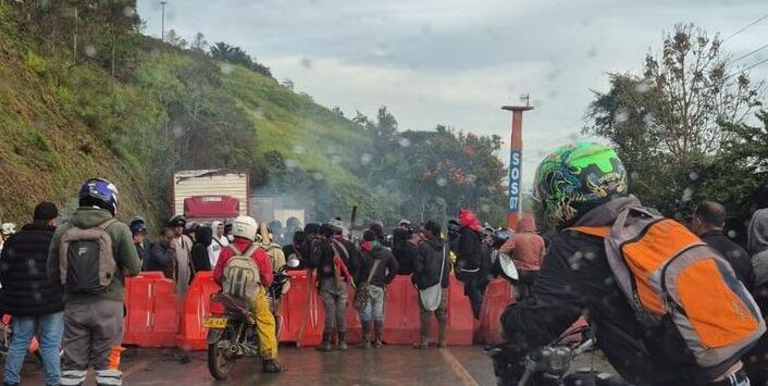 Bloqueos de las comunidades indígenas. FOTO: Suministrada