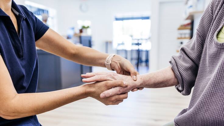 “Podemos mejorar la masa muscular y la capacidad de la persona”: fisioterapeuta sobre la sarcopenia