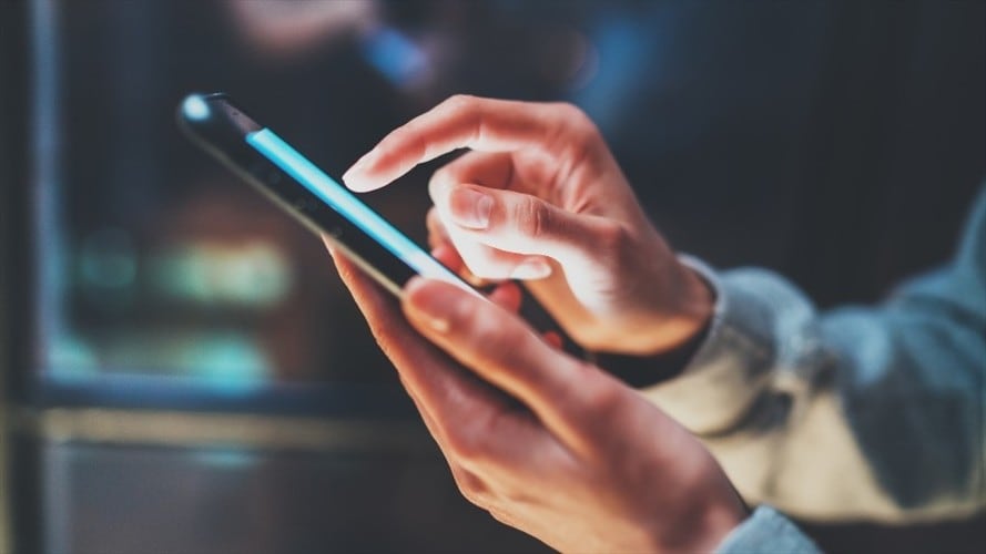 Lanzan app que ayuda con los nuevos indicativos en Colombia. Foto: Getty Images/Pinkypills