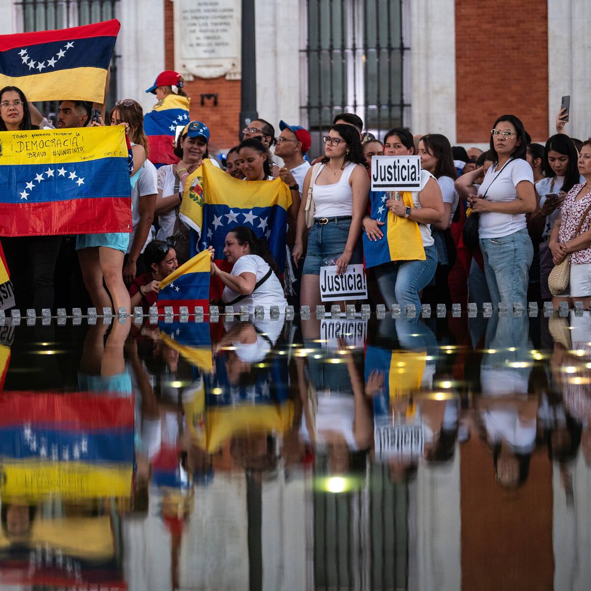 Detienen a periodista en medio de la crisis poselectoral en Venezuela