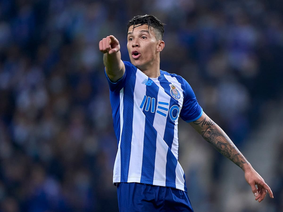 Sin Díaz, pero con Mateus Uribe, Porto venció al Benfica en el clásico