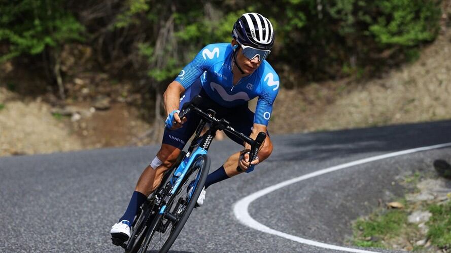 Miguel Ángel López, ciclista colombiano en la Vuelta a España 2021. Foto: Tim de Waele/Getty Images