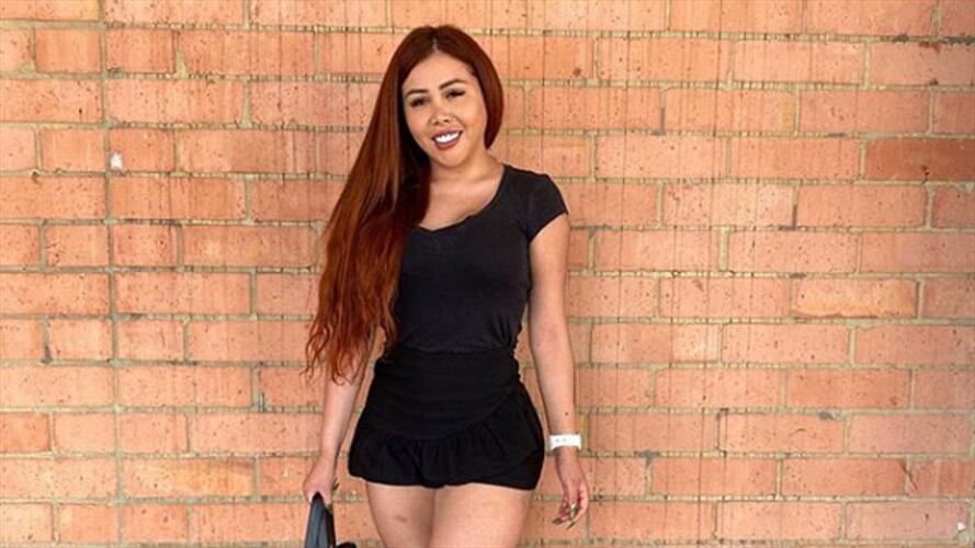 Yina Calderón se corta el pelo en Instagram Live. Foto: Instagram