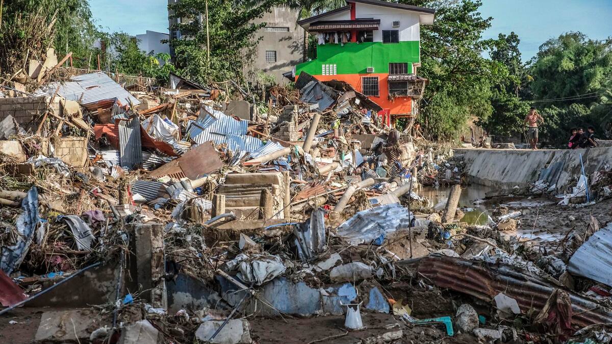 Paso del tifón Kalmaegi en Filipinas deja al menos 114 muertos y 127 desaparecidos