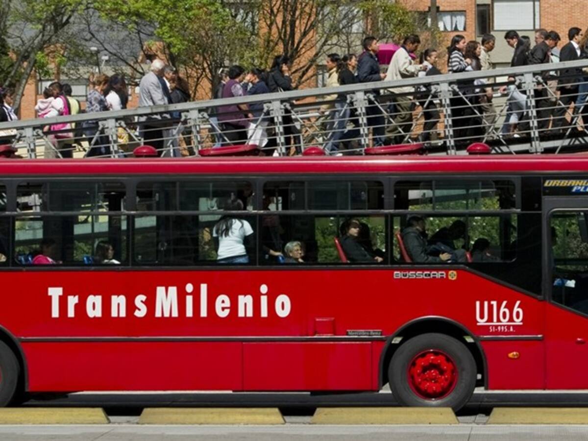 Para tener Transmilenio hay que subir tarifas o pagar más impuestos: Enrique Peñalosa