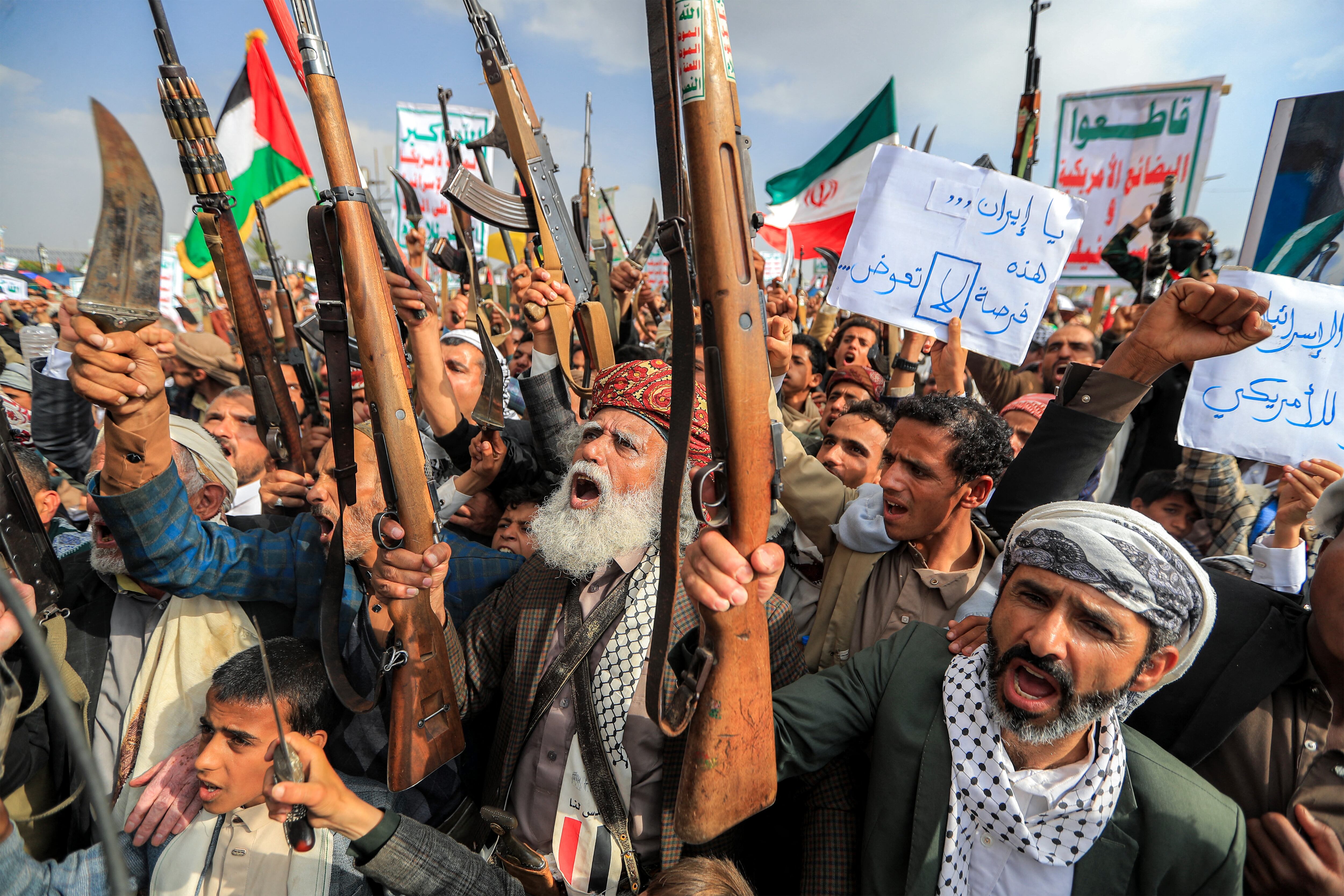 Hutíes de Yemen apoyan a Irán. FOTO: MOHAMMED HUWAIS/AFP via Getty Images