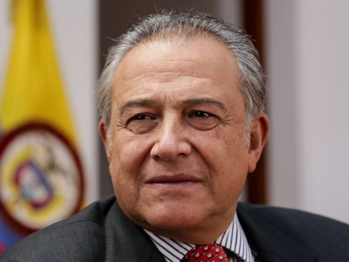 Óscar Naranjo admite que Pardo y Díaz modificaron protocolos de sustitución de cultivos