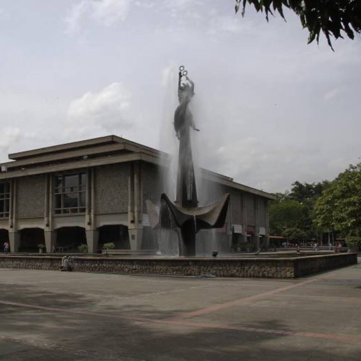 Predio incautado a oficina de Envigado será la Casa del Egresado de U. de Antioquia