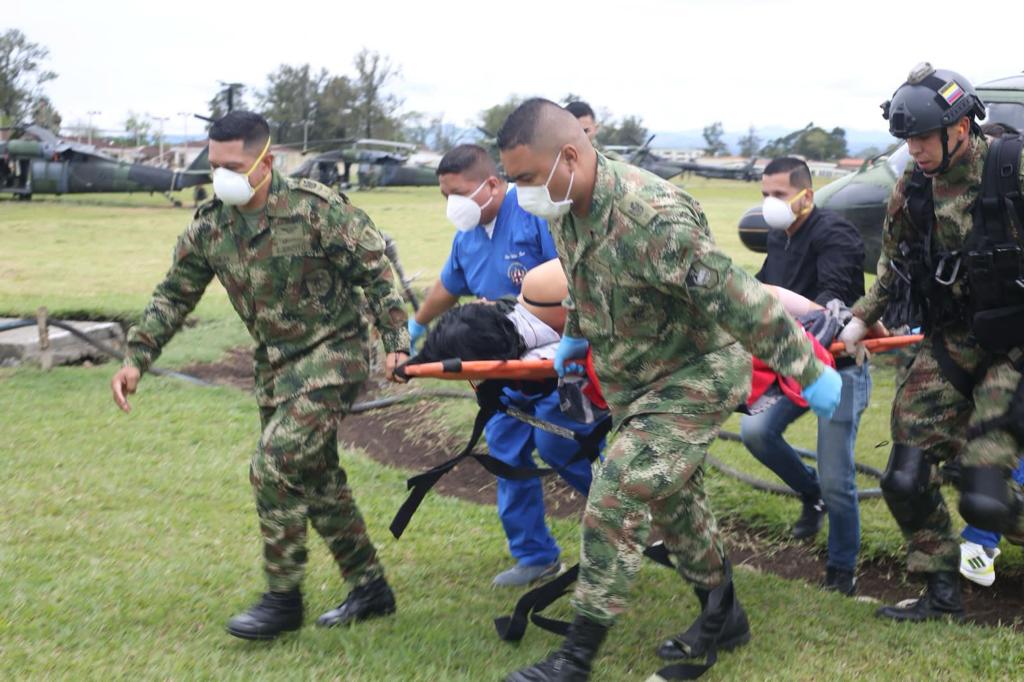 Menor de edad herida en ataque contra las Fuerzas Militares. Foto: Ejército Nacional
