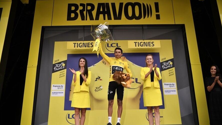 El ciclista colombiano Egan Bernal gana la etapa 19 y es el nuevo líder del Tour de Francia. Foto: Getty Images
