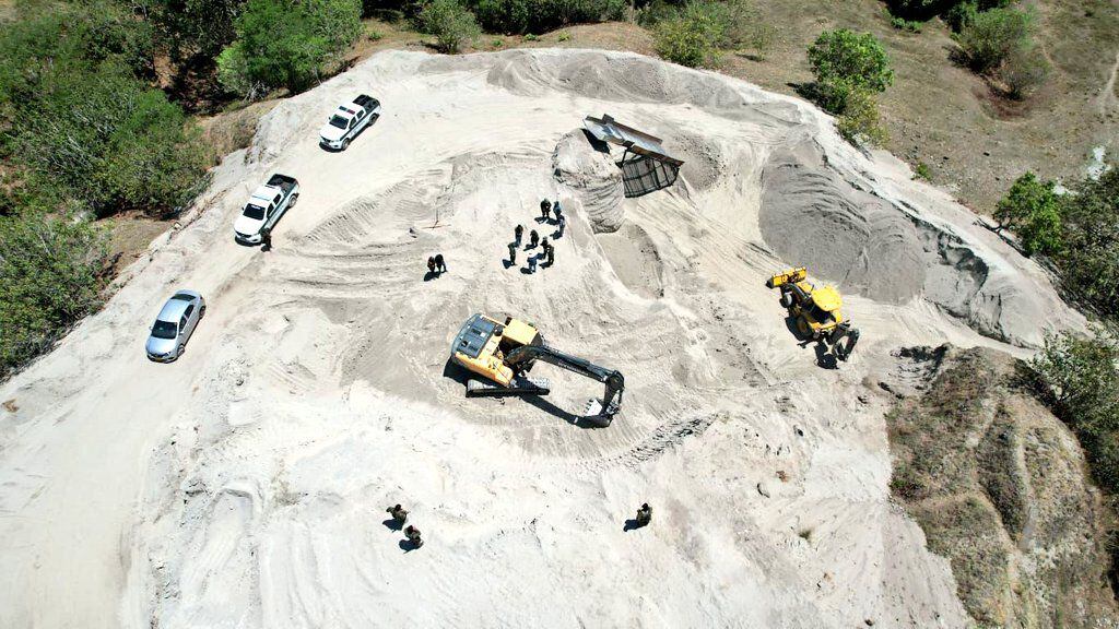 Explotación ilícita de yacimientos mineros en Suárez, Tolima. Foto: Suministrada