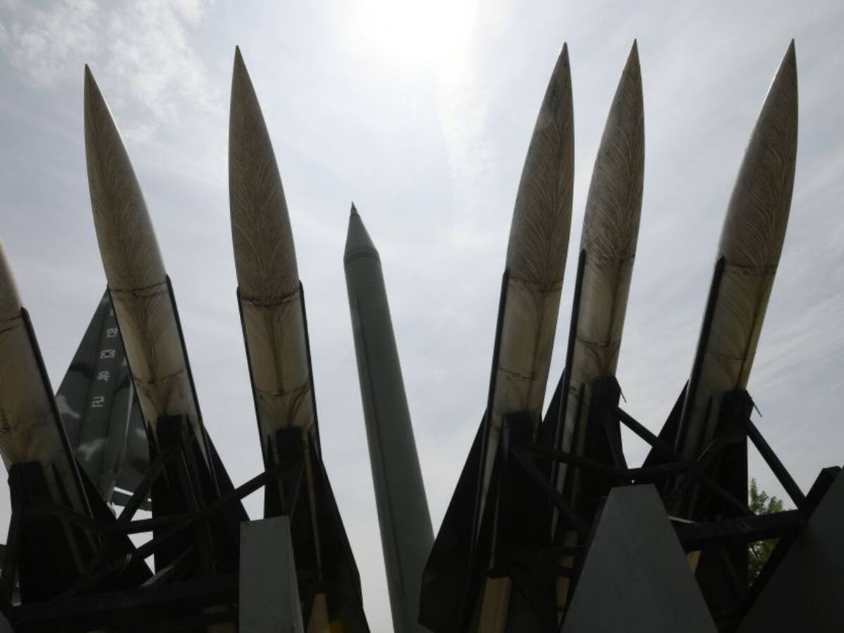 Corea del Norte disparó dos misiles balísticos al mar de Japón