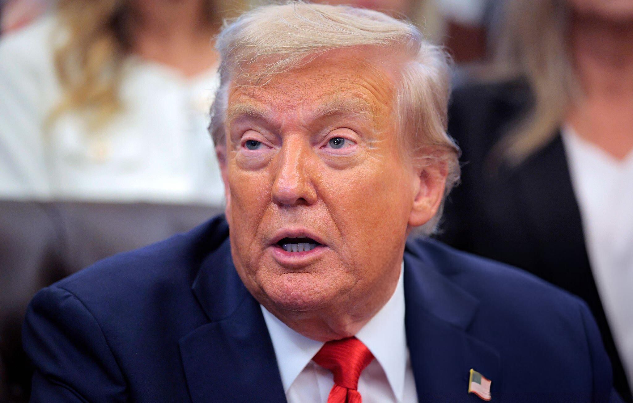 El presidente de Estados Unidos, Donald Trump, en la Casa Blanca, el lunes 25 de agosto de 2025. FOTO: Chip Somodevilla/Getty Images