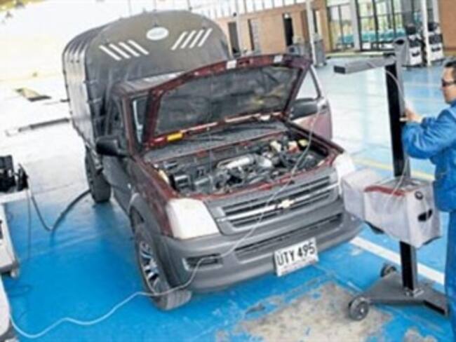 Más de tres millones de vehículos entre carros y motos no tienen revisión técnico-mecánica