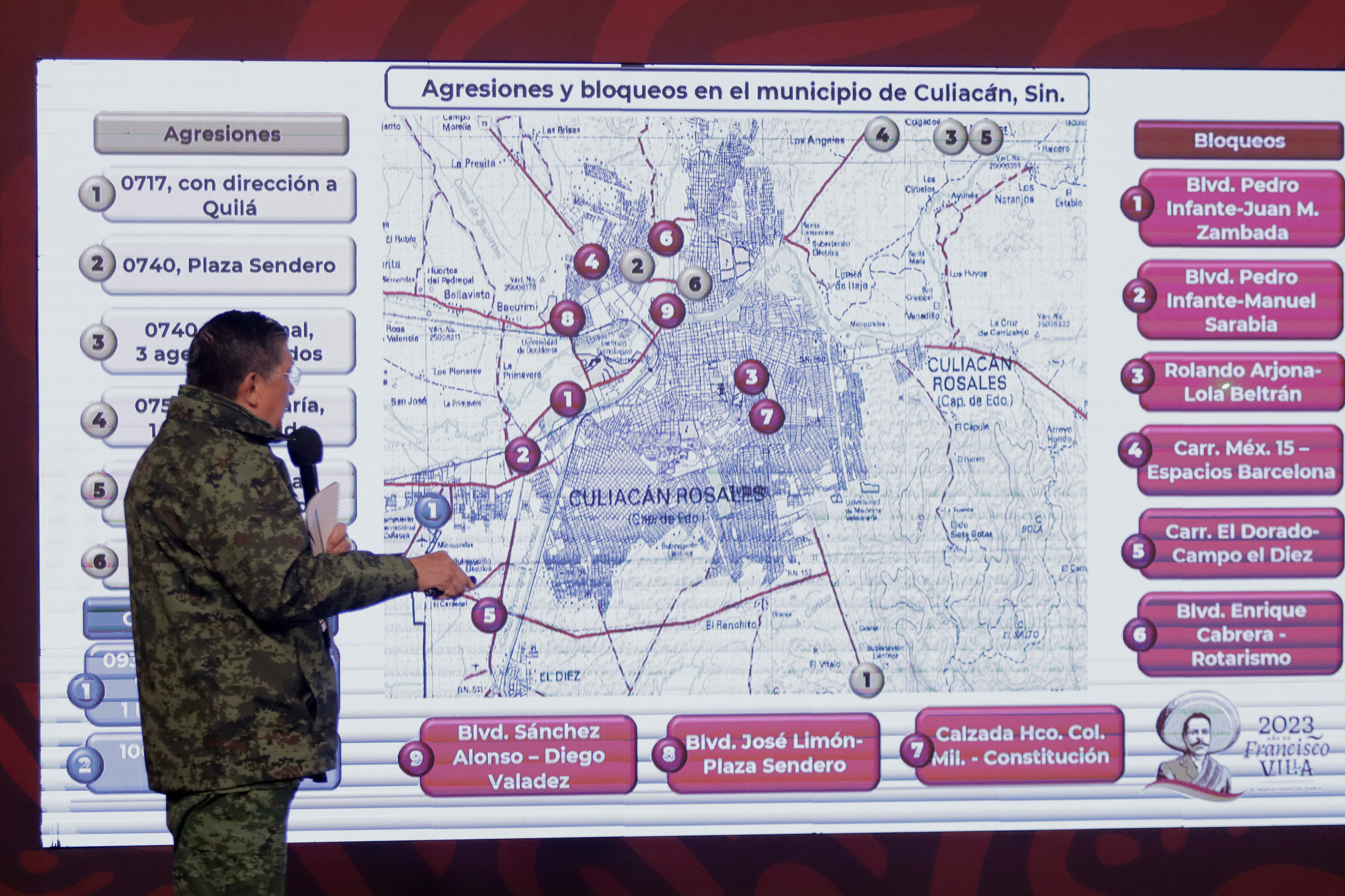 Luis Cresencio Sandoval, secretario de la Defensa Nacional, durante una rueda de prensa matutina en Palacio Nacional en la Ciudad de México, tras la recaptura de Ovidio Guzmán, hijo del narcotraficante Joaquín ''El Chapo'' Guzmán en el Estado de Sinaloa. Foto de Gerardo Vieyra/NurPhoto vía Getty Images.