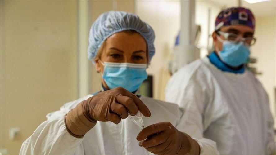 La denominada fase III tiene como objetivo estudiar la efectividad de la vacuna. Foto: Colprensa