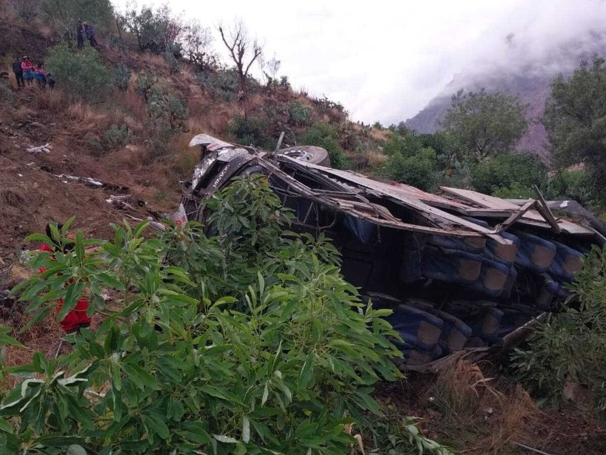 Accidente en el sur de Perú dejó 25 muertos y 34 heridos, según el Gobierno