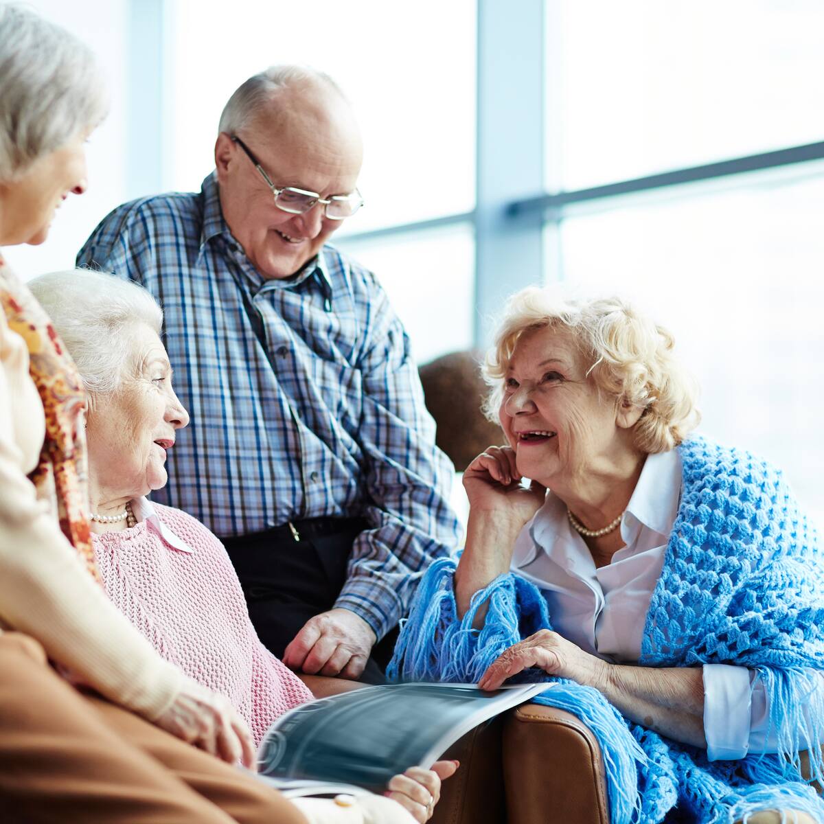 Psicoanalista de 97 años creó grupo de adultos de la tercera edad para resignificar la vejez