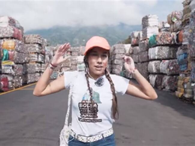 ‘Marce, la recicladora’ enseña el valor de reciclar en YouTube