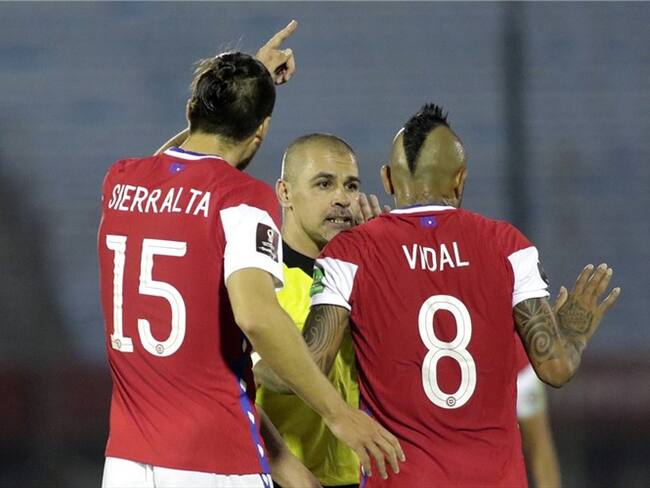 Audios del VAR en partido Uruguay vs. Chile. Foto: Getty