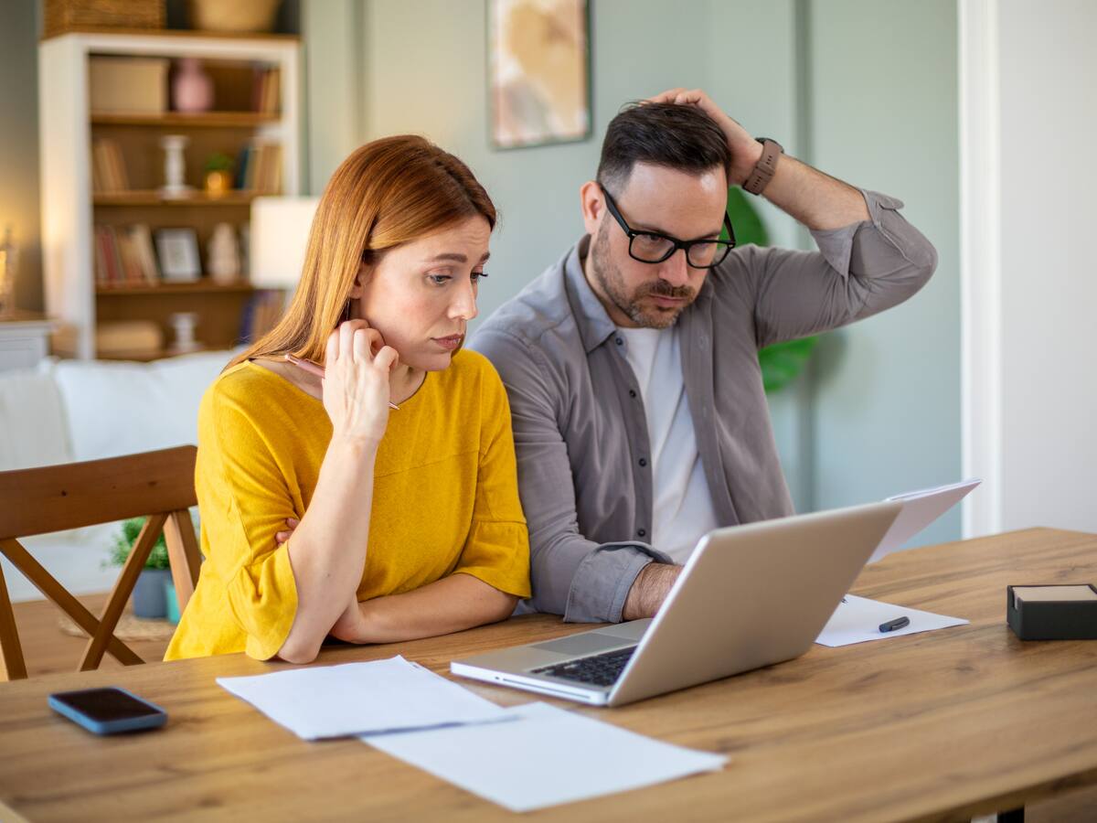 ¿Cómo afecta una segunda vivienda en la declaración de la renta? Así cambia la obligación tributaria