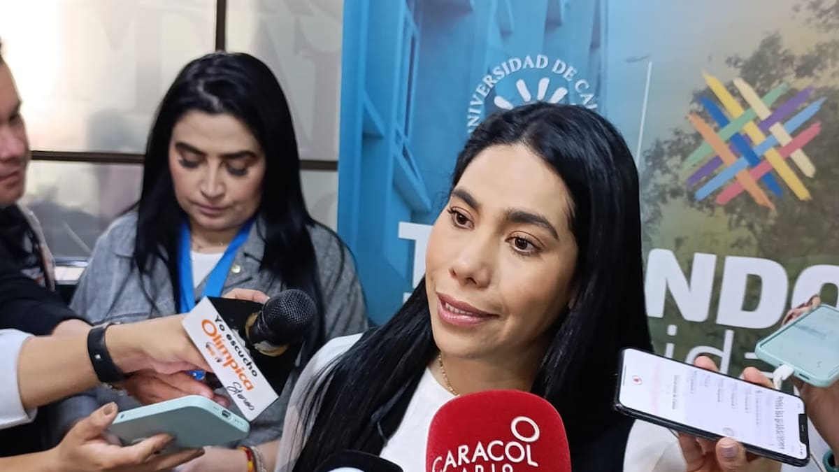 “El reto es alcanzar 5.000 estudiantes en la facultad de IA en Caldas”: Carina Murcia, ministra TIC