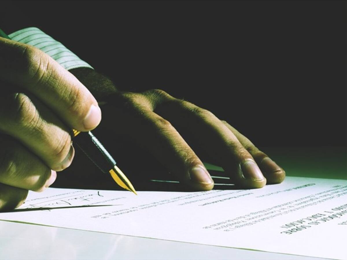 Contratista que ganó multimillonaria licitación con Mintic presentó póliza falsa