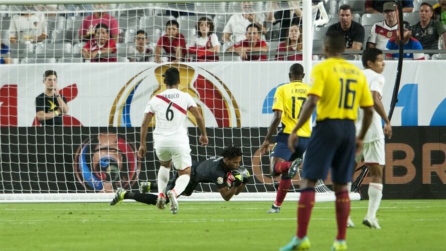 Ecuador vs Perú. Foto: Agencia EFE