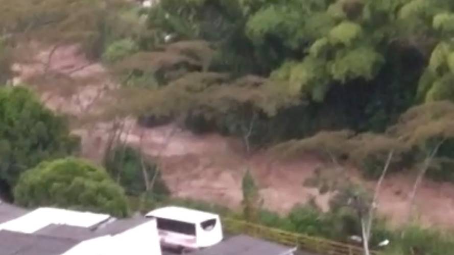 Derrumbe dejó una persona herida. Crédito: Suministrada por la comunidad.