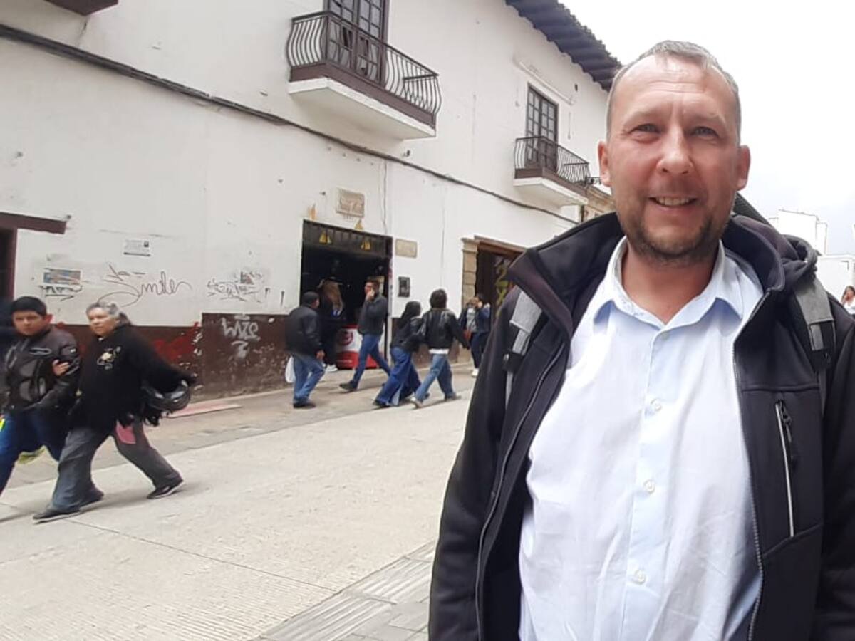Krasnov el candidato ruso a la Alcaldía de Tunja dice que ni capitalista ni comunista