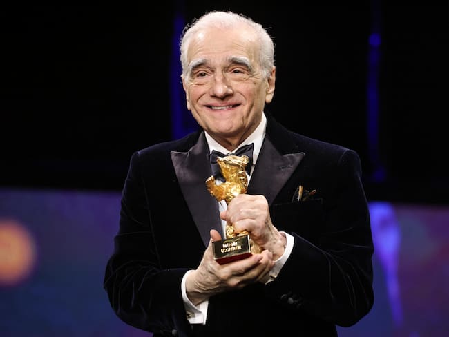 Berlin (Germany), 20/02/2024.- US director Martin Scorsese receives the Honorary Golden Bear 2024 during the 74th Berlin International Film Festival &#039;Berlinale&#039; in Berlin, Germany, 20 February 2024. (Cine, Alemania) EFE/EPA/CLEMENS BILAN