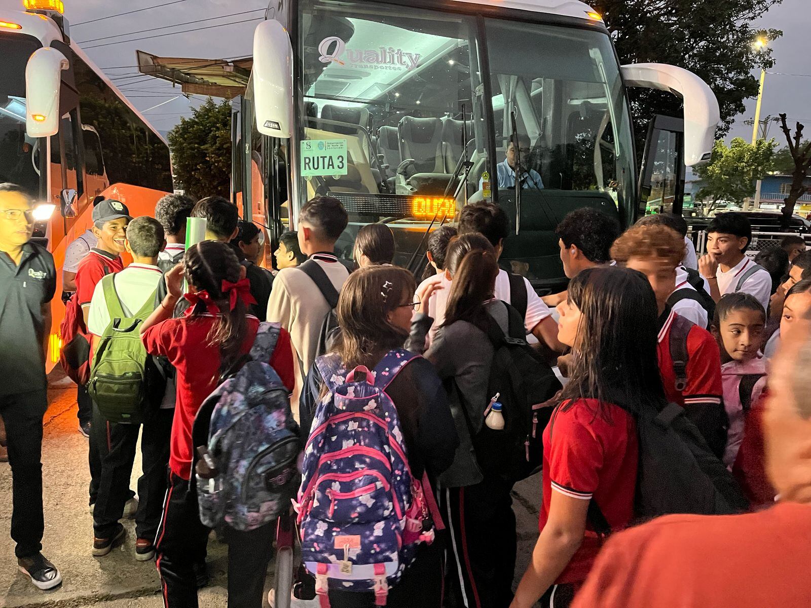 Transporte escolar fronterizo. / Foto: Caracol Radio Cúcuta.