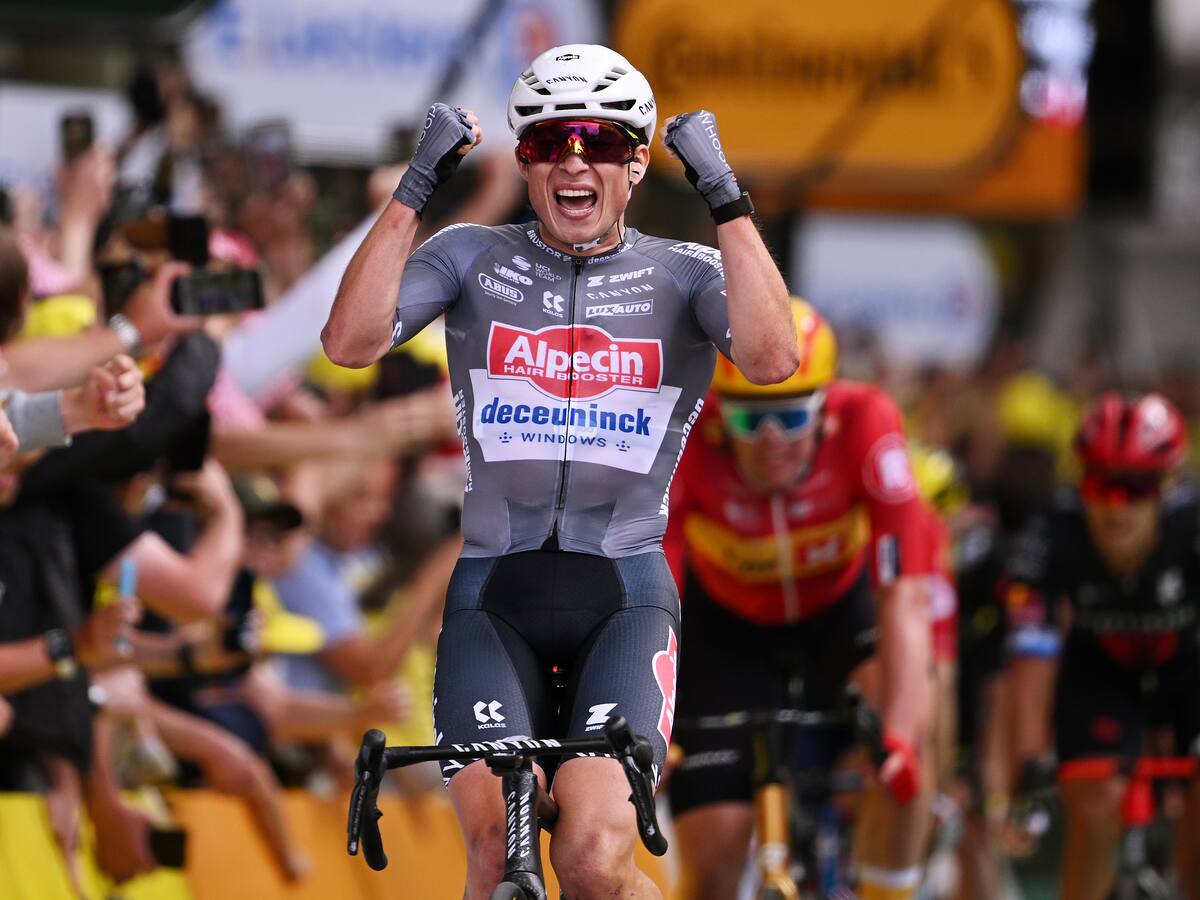 Jasper Philipsen abandonó el Tour de Francia tras una grave caída